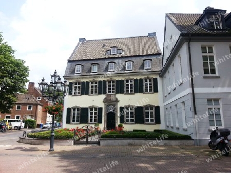 Historisches Haus in Uerdingen 1
