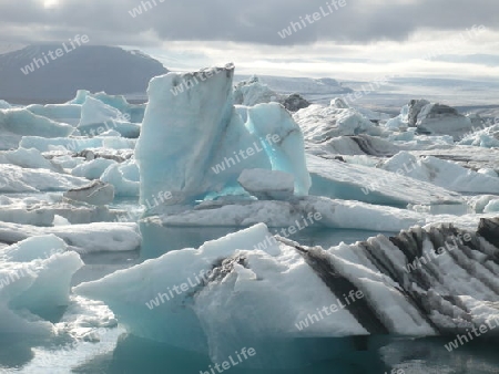 Eisberge, Gletschersee J?kulsarlon in Island
