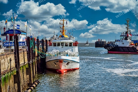 Szene im Hafen von Cuxhaven