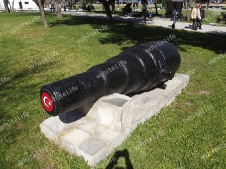 Britain iron grooved cannon