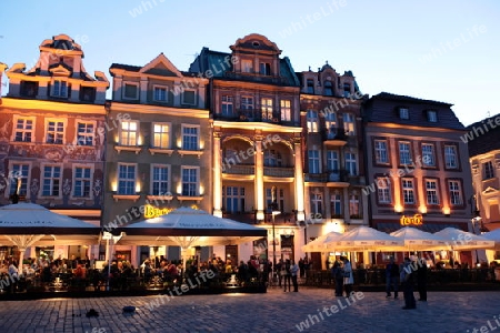 Der Stray Rynek Platz  in der Altstadt von Poznan im westen von Polen.  