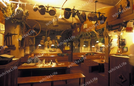 Eine Bierhalle und Restaurant in der Altstadt von Prag der Hauptstadt der Tschechischen Republik.