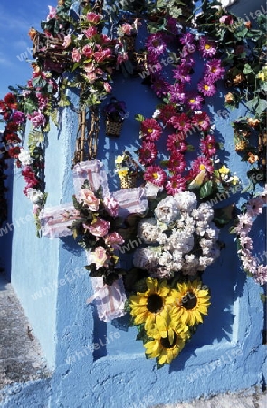 Ein Friedhof in der Altstadt von Antigua in Zentral Guatemala in Mittelamerika.