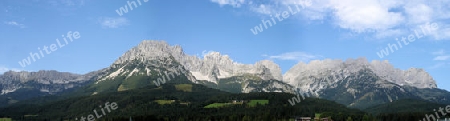 Blick auf die Bergkette des Wilden Kaisers in Tirol