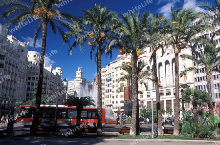 Die  Placa del Ayuntamiento in der Innenstadt von Valencia 
