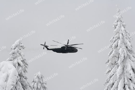 Hubschrauber im Winter