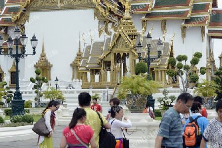 Die Tempelanlage des Wat Phra Kaew in der Hauptstadt Bangkok von Thailand in Suedostasien.