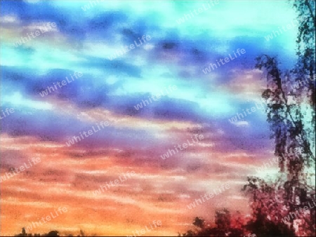 Romantischer,herbstlicher Sonnenaufgang. Surreal bearbeitetes Foto