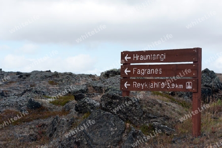 Der Nordosten Islands, Ortshinweis-Schild in einem alten Lavafeld bei Reykjahl?? am Myvatn-See