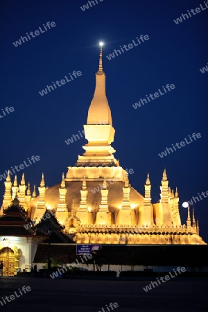Der Wat That Luang in Vientiane der Hauptstadt von Laos in Suedostasien.
