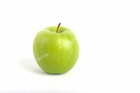 frischer gruener Apfel