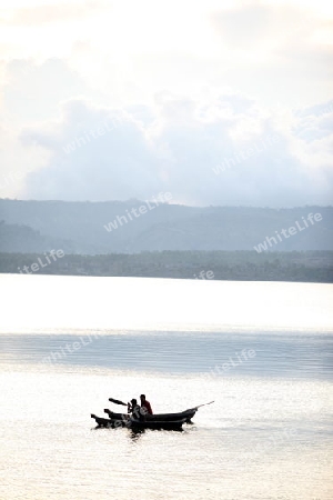 Asien, Indonesien, Bali, Lake Batur, See, Fischer, Landschaft, Natur,
Die Landschaft am Lake Batur mit Fischerbooten im Norden von Bali im osten von Indonesien.       (Urs Flueeler) 