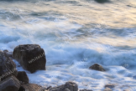 Rocks and Waves
