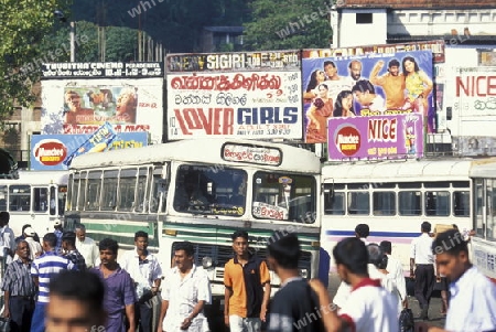 Asien, Indischer Ozean, Sri Lanka,
Der Bus Terminal im Stadtzentrum von Kandy im Zentralen Gebierge von Sri Lanka. (URS FLUEELER)






