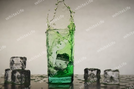 Icecube into green Water