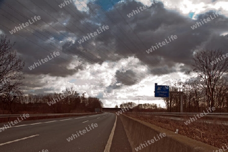 Gesperrte Autobahn A57