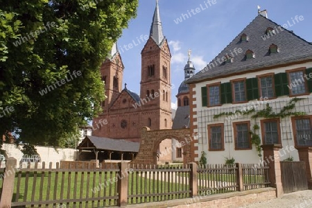 das Kloster mit  Basilika in Seligenstadt am Main