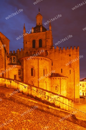 Alte Kathedrale Se Velha, Altstadt, bei Abendd?mmerung, Coimbra, Beira Litoral, Regio Centro, Portugal
