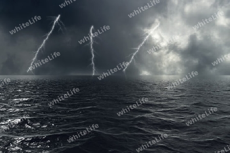 St?rmisches Wetter auf dem Ozean mit Blitz