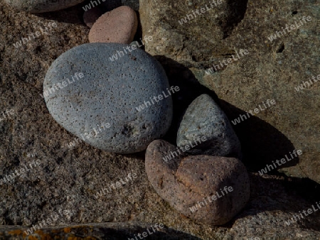 Steine in Morgensonne
