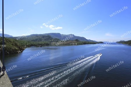 Bootsfahrt auf dem Fjord