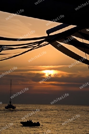 romantischer Sonnenuntergang auf Ibiza