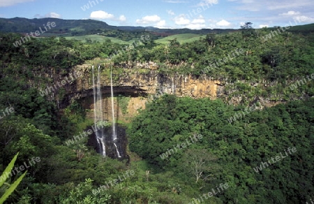 Der Chamarel Wasserfall im Westen von Mauritius.   