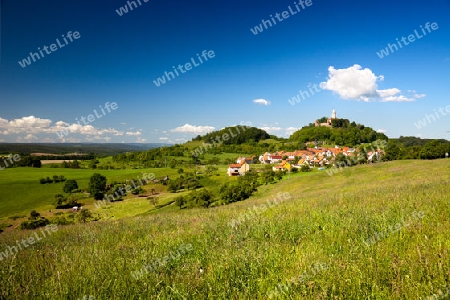 Landschaft Seitenroda mit Leuchtenburg