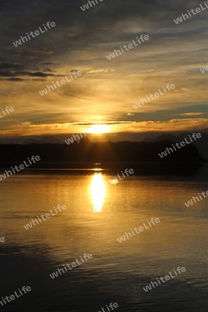 Sonnenaufgang am Chiemsee