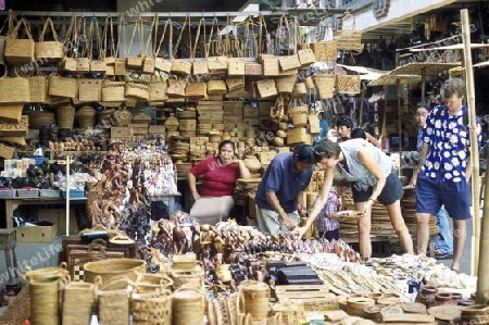 Der Markt von Ubud auf der Insel Bali in Indonesien in Asien.