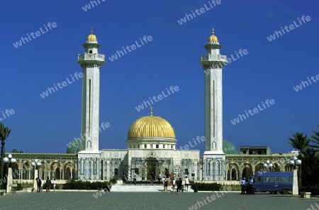 Das Habib Bourguiba Mausoleum in Monastir am Mittelmeer im Nordosten von Tunesien in Nordafrika.