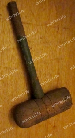 Uralter Holzhammer