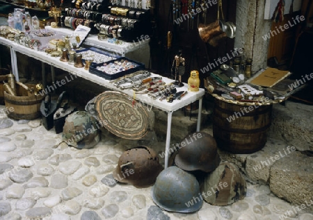 "Souvenirs" aus Mostar