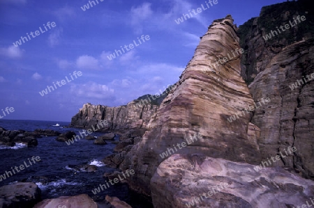 Das Naturwunder und die bizarren Felsformationen an der Kueste von Yehliu bei Keelung im norden der Insel Taiwan.