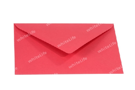 Roter Briefumschlag auf hellem Hintergrund