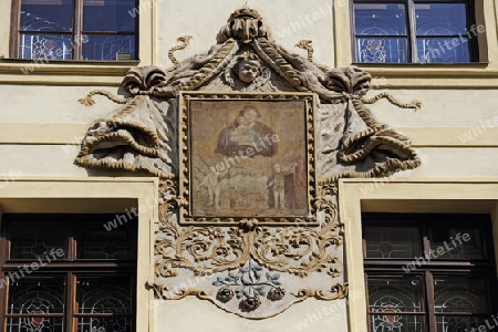 Marienbild an einer historischen Fassade auf der Kleinseite , Prag, Tschechien, Europa, Boehmen