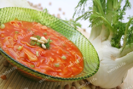 tomatensuppe mit fenchel