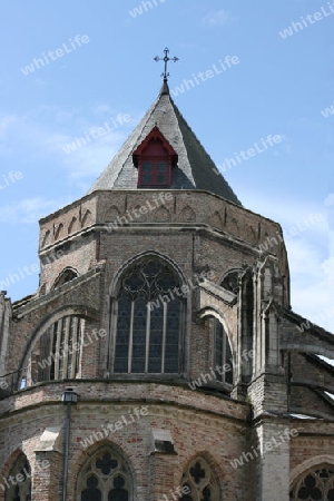 beautiful steeple, with a blue sky background  sch?ner kirchturm,mit blauem Himmel im Hintergrund