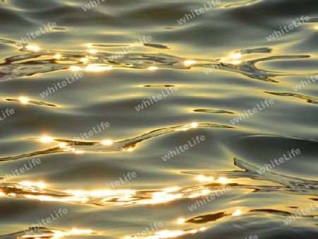 Goldene Wellen