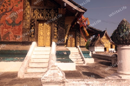 Der Tempel Xieng Thong in der Altstadt von Luang Prabang in Zentrallaos von Laos in Suedostasien.