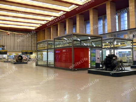 Berliner Tempelhofer Flughafen Abfertigungshalle