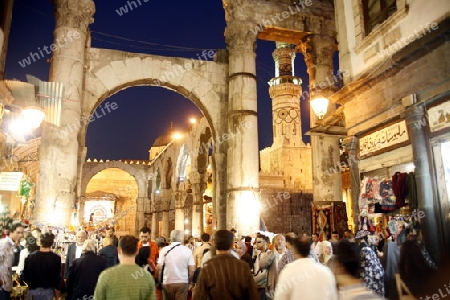 Asien, Naher Osten, Syrien, Damaskus,    Eine Gasse mit Ruinen bei der Omaijad Moschee im Souq und Altstadt von Damaskus in der Hauptstadt von Syrien. 