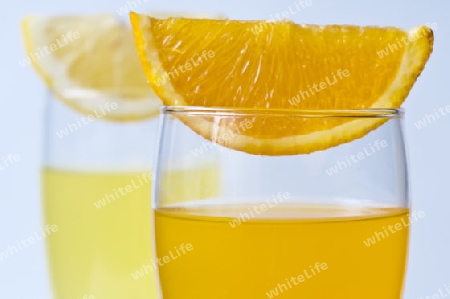 Orangensaft und Zitronensaft