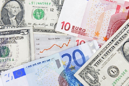 Euro Banknoten, Dollar Banknoten, Symbolbild Umrechnungskurs, Kursverlauf, Diagramm