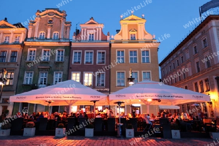 Der Stray Rynek Platz  in der Altstadt von Poznan im westen von Polen.  
