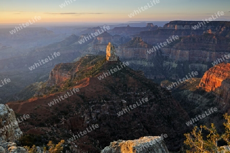 Sonnenaufgang am Point Imperial, Mount Hayden,  Grand Canyon North Rim, Nordrand, Arizona, USA