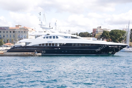 Yacht in Zadar 