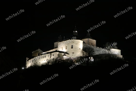 Burg im Nacht