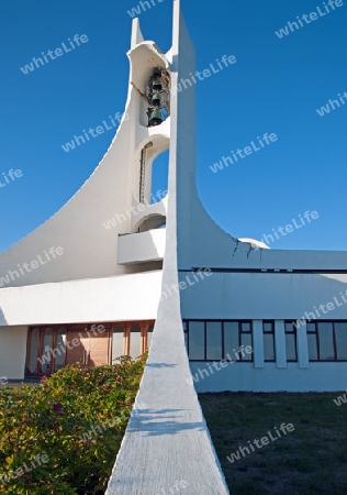 Der Westen Islands, Blick zum Glockenturm der neuen Kirche von Stykkisholmur im Norden der Halbinsel Sn?fellsnes