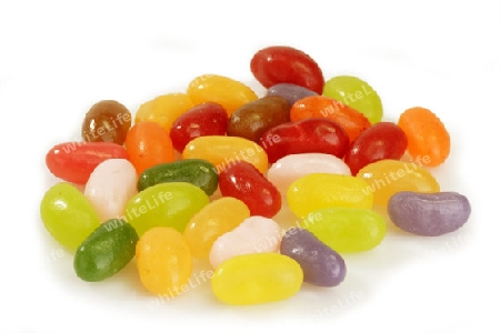Bunte Jelly Beans auf hellem Hintergrund